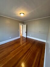 8 Fowler St in Salem, MA - Building Photo - Building Photo