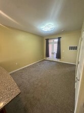 2150 S Main St in Salt Lake City, UT - Building Photo - Building Photo