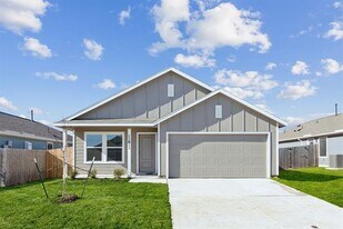 11811 Mancos Trl in Justin, TX - Building Photo