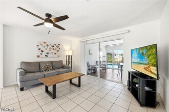 3105 SE 18th Ave in Cape Coral, FL - Building Photo - Building Photo