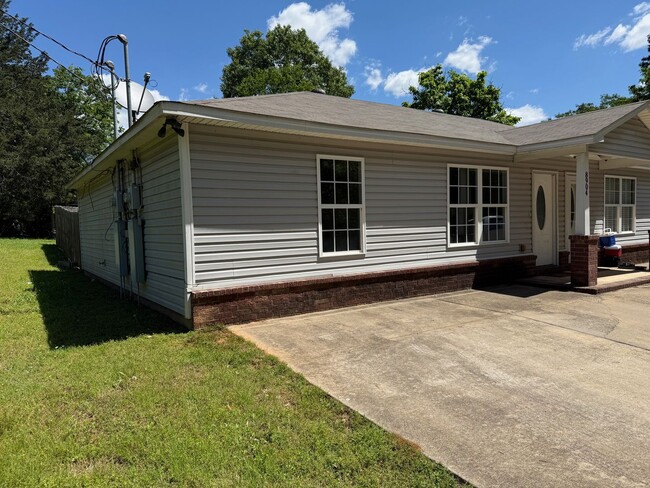 8900-8904 Eskabar Dr in Benton, AR - Building Photo - Building Photo