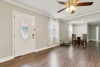 319 East Ave in Harahan, LA - Building Photo - Building Photo