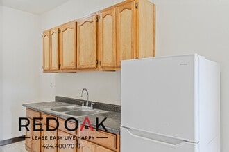 400 S Kenmore Ave in Los Angeles, CA - Building Photo - Building Photo
