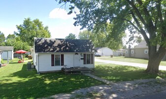 415 Morningside Dr in Columbus, IN - Building Photo