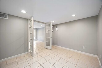 1711 Wentworth St in Houston, TX - Building Photo - Building Photo