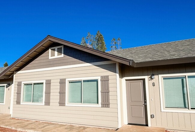 5905 Oliver Rd, Unit C