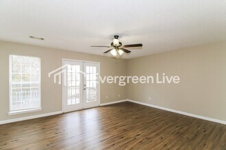 5899 Waggoner Ct in Rex, GA - Building Photo - Building Photo