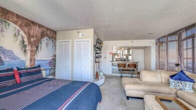 3851 Boardwalk in Atlantic City, NJ - Foto de edificio - Building Photo