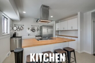 13489 W Auburn Ave in Lakewood, CO - Foto de edificio - Building Photo