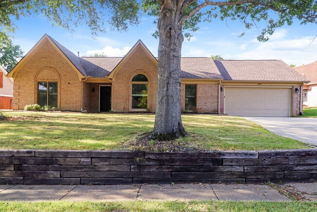 property at 605 Sanga Cir E