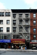 366 W 23 Street in New York, NY - Building Photo - Building Photo