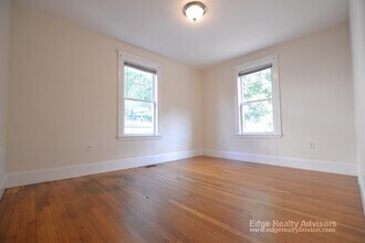 35 Radnor Rd, Unit 1 in Boston, MA - Building Photo - Building Photo