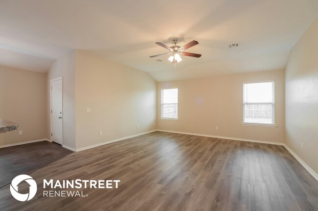 4405 Windgate W Rd in Oklahoma City, OK - Building Photo - Building Photo