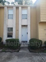 4647 Barnes Rd S in Jacksonville, FL - Building Photo