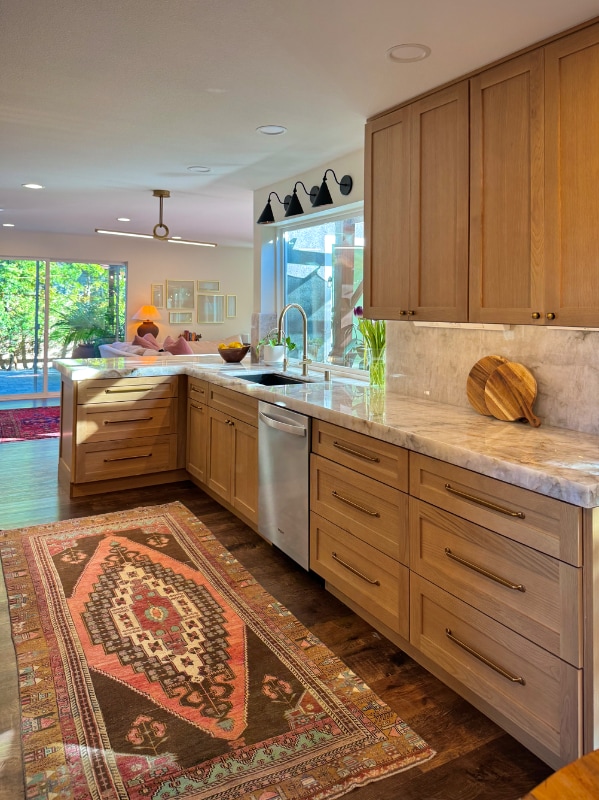 6902 Vista Del Sol Dr in Huntington Beach, CA - Foto de edificio - Building Photo