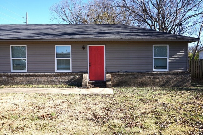 property at 501 E Allen Ave