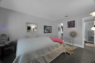 203 Lake Carol Dr in West Palm Beach, FL - Building Photo - Building Photo