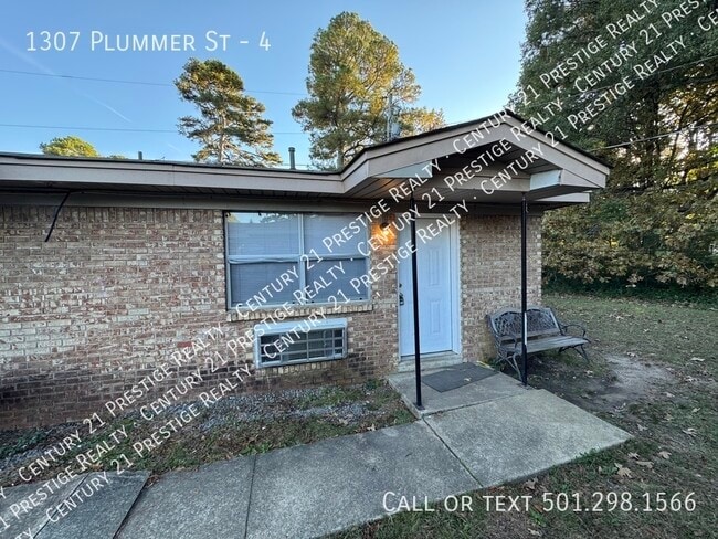 property at 1307 Plummer St