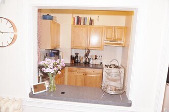 74 Quint Ave in Boston, MA - Building Photo - Building Photo