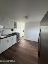 88 South St in Eatontown, NJ - Building Photo - Building Photo