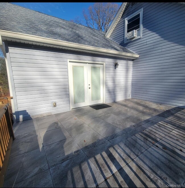 134 New Valley Rd in Clarkstown, NY - Building Photo - Building Photo