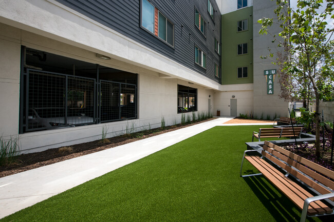 Museum Reach Lofts in San Antonio, TX - Building Photo - Building Photo