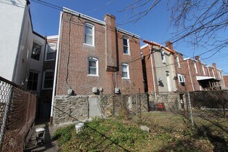 124 W Pomona St in Philadelphia, PA - Building Photo - Building Photo