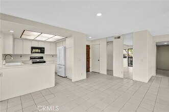 10 Lago Norte in Irvine, CA - Building Photo - Building Photo