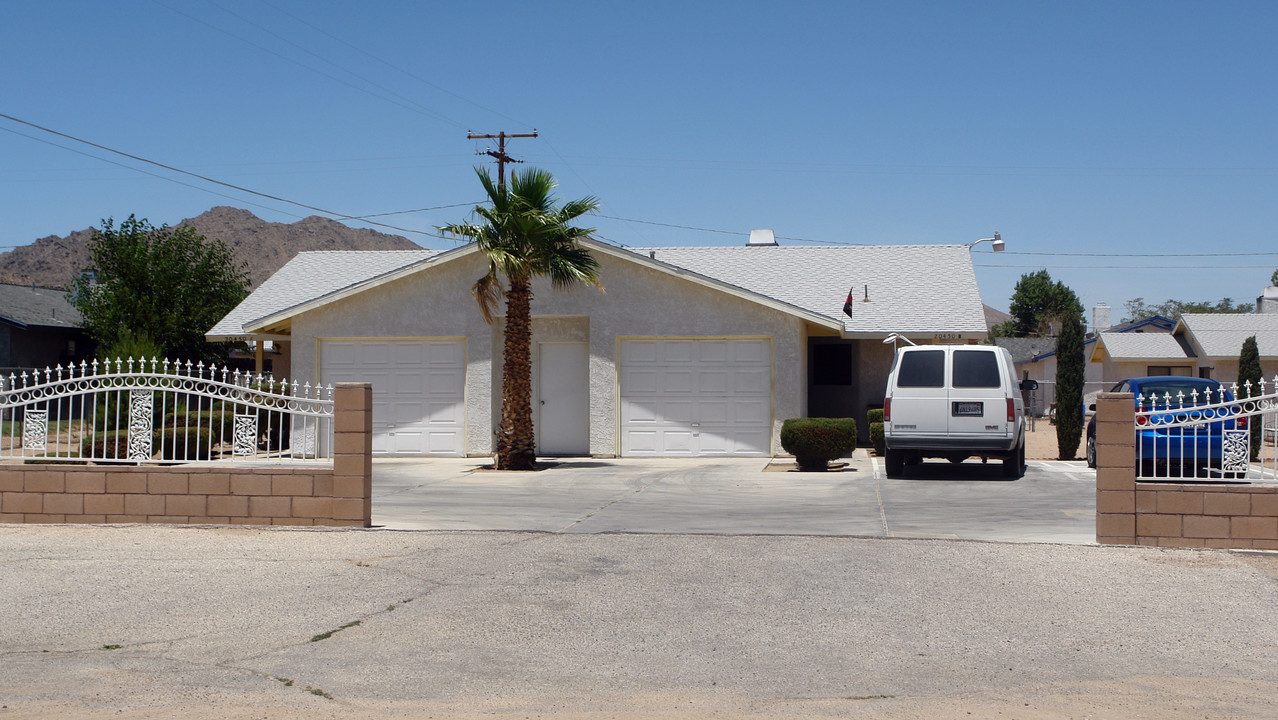 20450 Otoe Rd in Apple Valley, CA - Building Photo