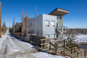 Stonecroft at Highland Park in Calgary, AB - Building Photo - Building Photo