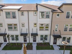 12518 Willstatter Ave in Orlando, FL - Foto de edificio - Building Photo