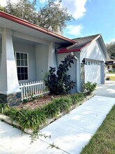12221 Anne Kenia Dr in Thonotosassa, FL - Building Photo - Building Photo