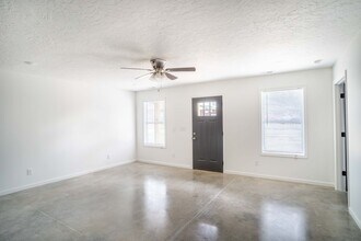 526 Gadsden Rd NW in Jacksonville, AL - Building Photo - Building Photo