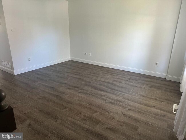 property at 223 E 8th Ave