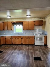 470 Golden Rule Dr in New Enterprise, PA - Building Photo - Building Photo
