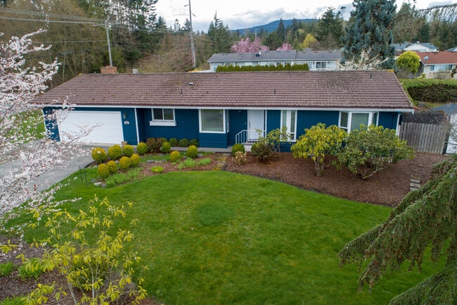 property at 301 W Norman St