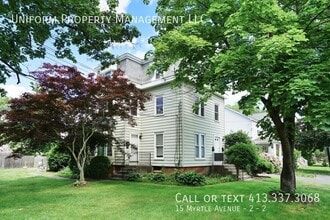 15 Myrtle Ave in Westfield, MA - Foto de edificio - Building Photo