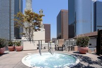 Building Photo - Metro 417 Apartments in Los Angeles, California