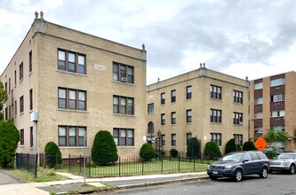 Sumner Apartments in Hartford, CT - Building Photo - Primary Photo