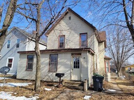 418 Rose St in La crosse, WI - Building Photo