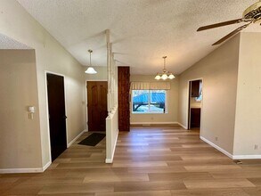 10565 Sky Cir in Grass Valley, CA - Building Photo - Building Photo