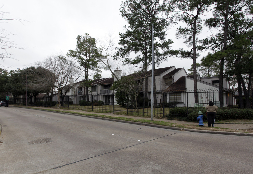 Laguna Woods Townhomes in Houston, TX - Foto de edificio