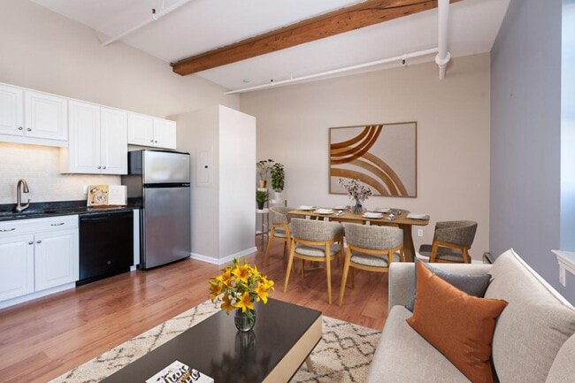 156 Front St in Exeter, NH - Building Photo - Building Photo