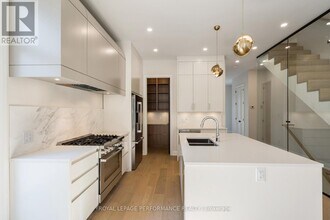 31 Commanda Wy in Ottawa, ON - Building Photo - Building Photo