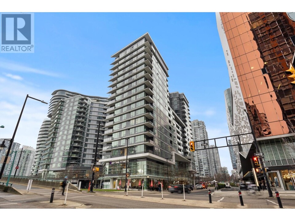 38-938 Smithe St in Vancouver, BC - Building Photo