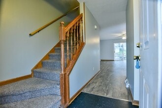 1413 W Allen St in Bloomington, IN - Foto de edificio - Building Photo