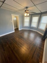 8 Chestnut Ave in Cranston, RI - Building Photo - Building Photo