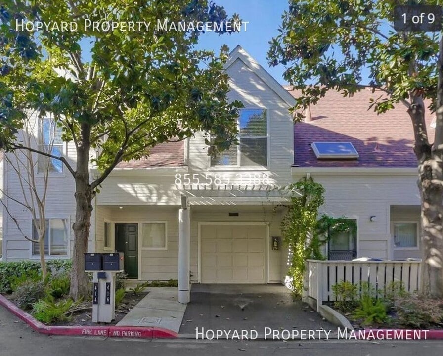 416 St Emilion Ct in Mountain View, CA - Building Photo