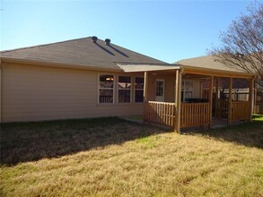 9644 Olivia Dr in Fort Worth, TX - Building Photo - Building Photo