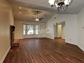 3705 Stoneridge Dr in Knoxville, TN - Foto de edificio - Building Photo